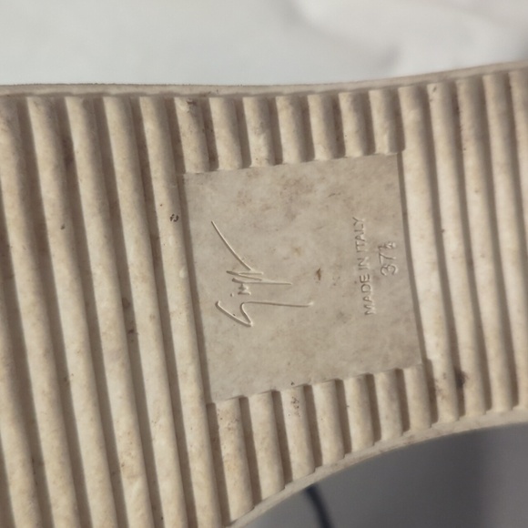 Giuseppe Zanotti Cruel wing gold sneakers - Picture 8 of 12